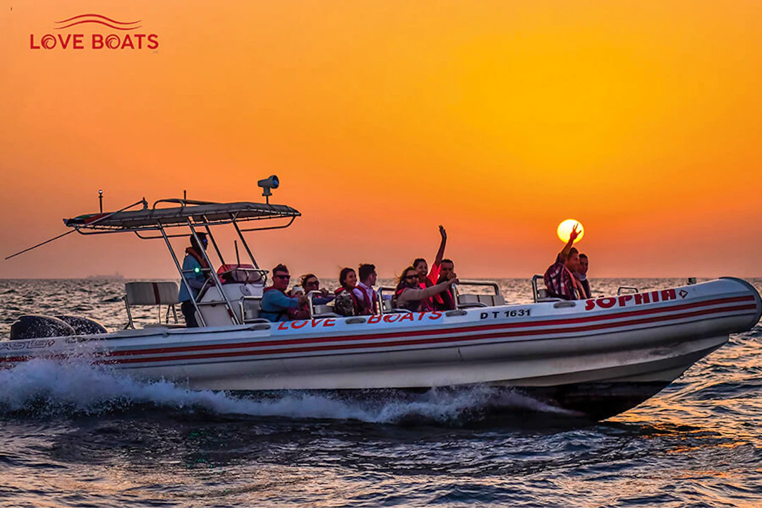Love Boat Sightseeing Tour Dubai Discount